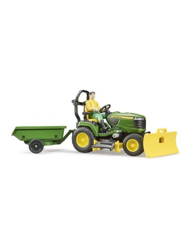 GIOCHI BOY: vendita online TRATTORE 62104 JOHN DEERE CON PERSONAGGIO in offerta