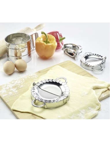 UTENSILI CUCINA: vendita online STAMPO RAVIOLI ACCIAIO 9,5CM GINA 040483 in offerta