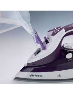 FERRI DA STIRO E STIRATRICI: vendita online STEAM IRON FERRO DA STIRO A VAPORE PIASTRA CERAMICA 2200W 6243 ARIETE in offerta 2