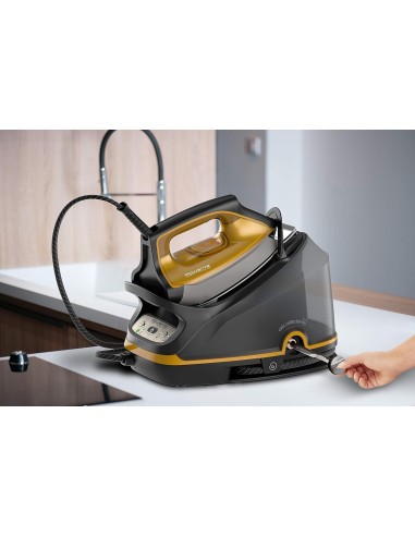 FERRI DA STIRO E STIRATRICI: vendita online Rowenta Compact Steam PRO DG7644 - Ferro da Stiro a Vapore 2200W, 6.4 Bar di Pres...