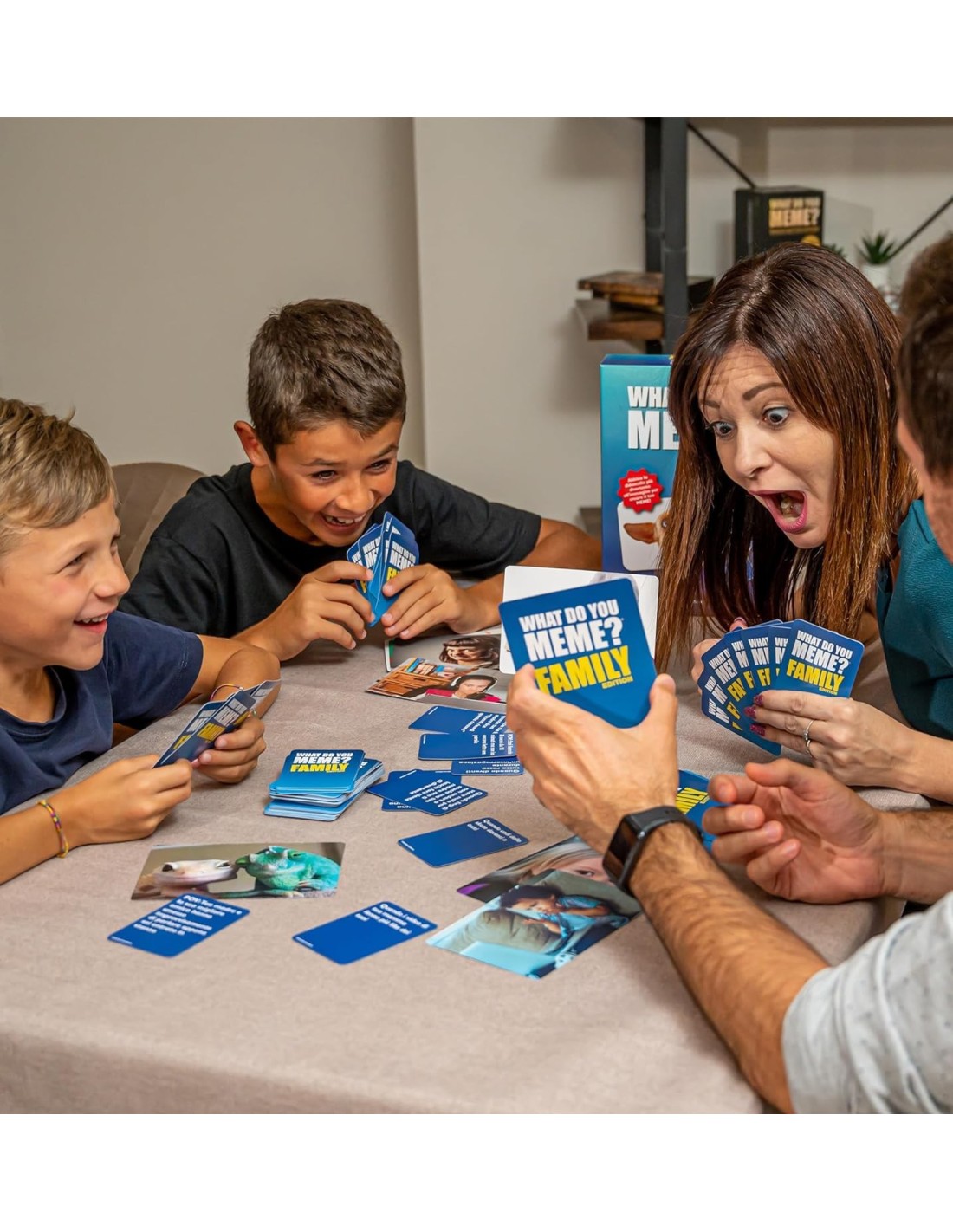 YAS Games What Do You Meme Family, gioco di società per tutta la fa...