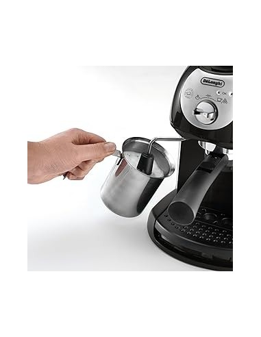 De'Longhi EC201CD Macchina per Caffè Espresso e Cappuccino con Mont...