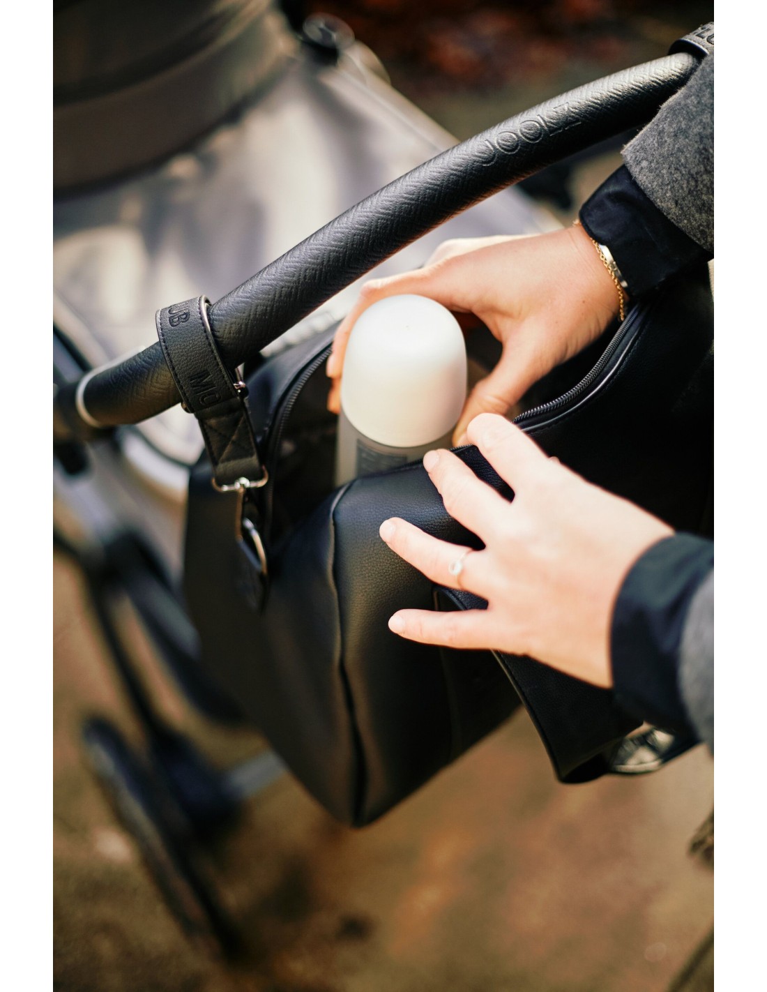 PRIMA INFANZIA: vendita online Borsa nursery Mommy Club - Signature - Pelle vegana - Nera in offerta