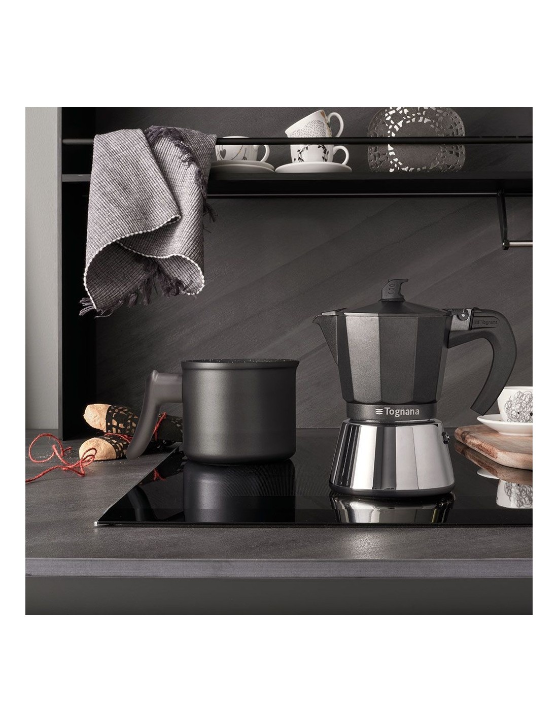 CAFFETTIERE E BOLLITORI: vendita online Caffettiera 3 Tazze Tognana Ultra Class Induction – Alluminio e Acciaio, Fondo Full I...