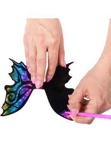 GIOCATTOLO PUBBLICIZZATO: vendita online Winx Create Your Wings – Personalizza le Ali di Bloom, Flora o Stella ASSORTITO in o...