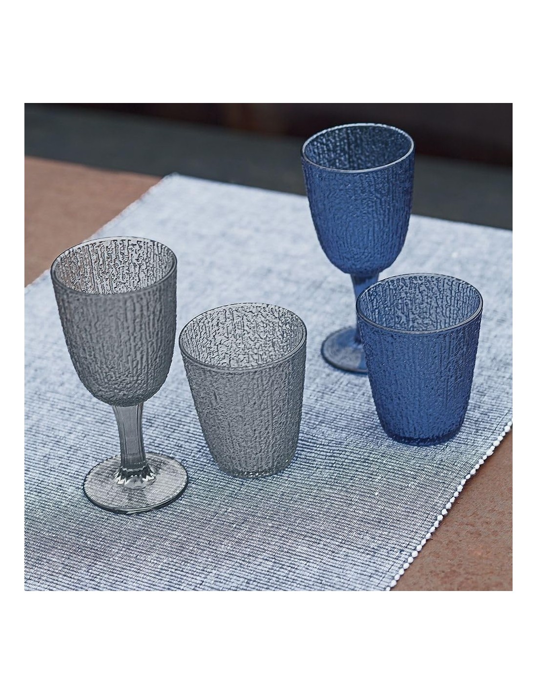 BICCHIERI ACQUA VINO BIBITA: vendita online Set 3 Calici Davor Blu 250 ml – Vetro Elegante Tognana Davor in offerta