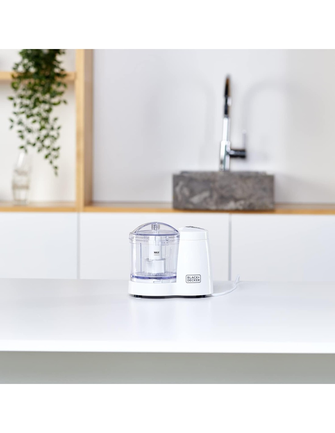 Tritatutto BLACK+DECKER BXCH120E 120W con Lame Inox | shopincasa.it