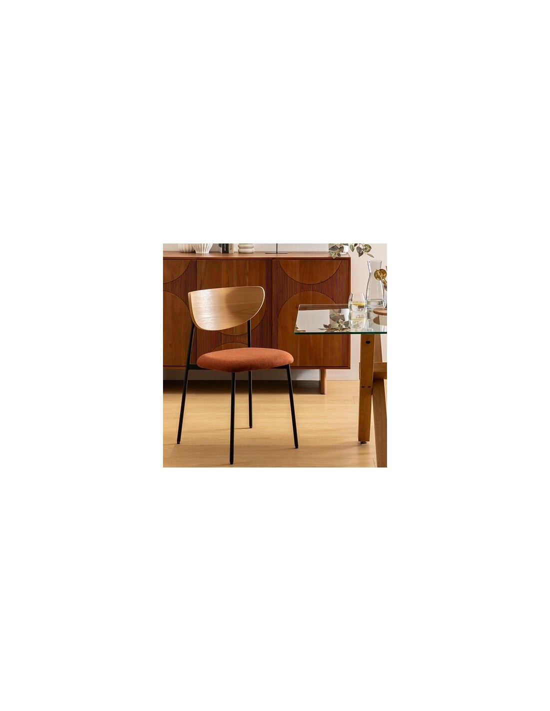SEDIE: vendita online Sedia Jaisa, seduta in tessuto ambra, schienale in legno, gambe in metallo – 50 x 50 x 81 cm in offerta