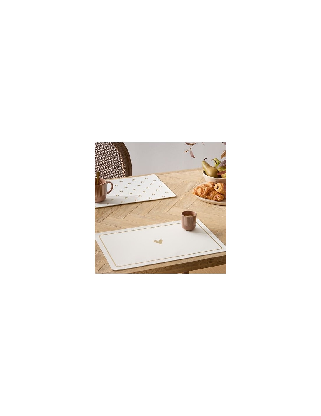 TOVAGLIETTE E TAPPETINI: vendita online Tovaglietta tè floreale, 45x30 cm, colori assortiti, fantasia cuori, lavabile, flessi...
