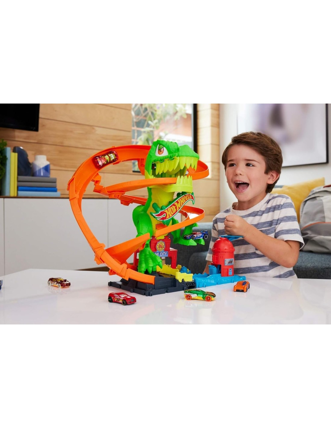 GIOCATTOLO PUBBLICIZZATO: vendita online Hot Wheels City T-Rex Battaglia Infuocata – Playset Pista con Dinosauro e Veicolo in...