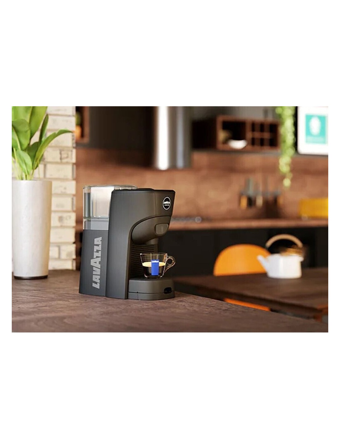 Lavazza Tiny ECO Nera A Modo Mio 1450 W | Shopincasa.it