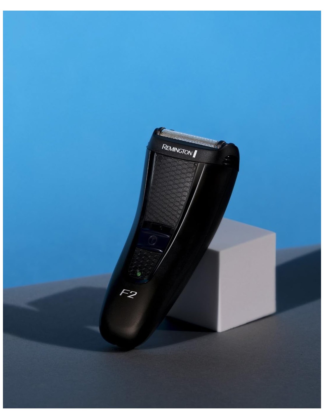 Remington F2002 Rasoio Elettrico a Lamina Style Series F2 | shopincasa.it