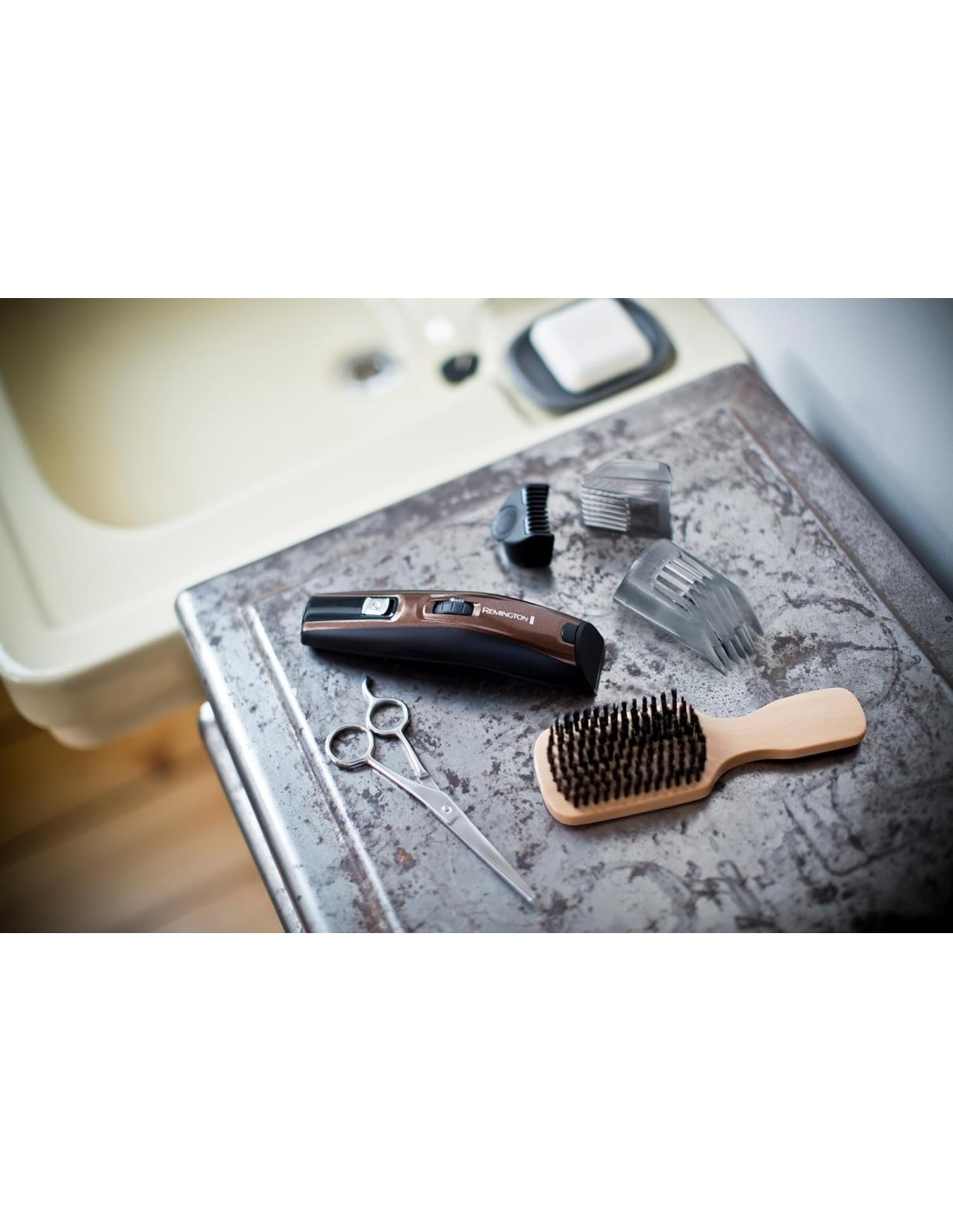 Remington MB4046 Regolabarba con Pettini e Accessori | shopincasa.it