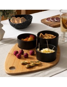 Set aperitivo 4 pezzi con tagliere in bambù e stampini in gres | shopincasa.it