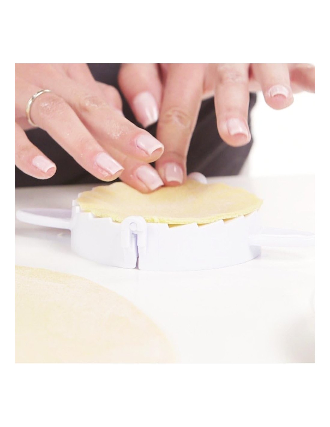 Shopincasa.it | Metaltex Set 3 Forme per Ravioli in Plastica, Diametri 9-12-15 cm