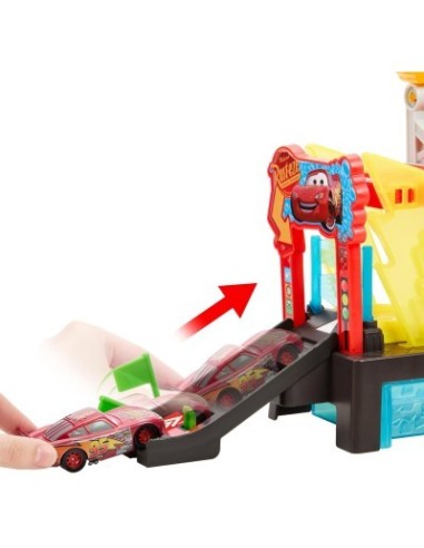 Disney Pixar Cars Autolavaggio Corsa Cambia Colore | Shopincasa.it