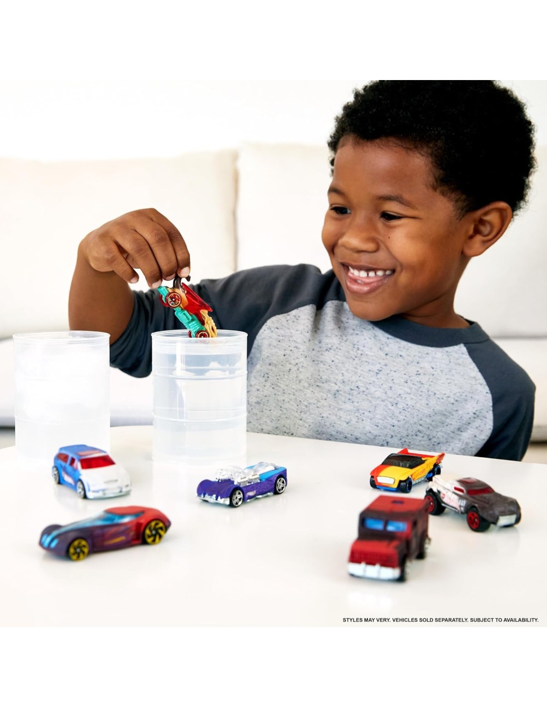 HOT WHEELS BHR15 AUTO CAMBIA COLORE ASSORTITO MATTEL su Shop in Casa
