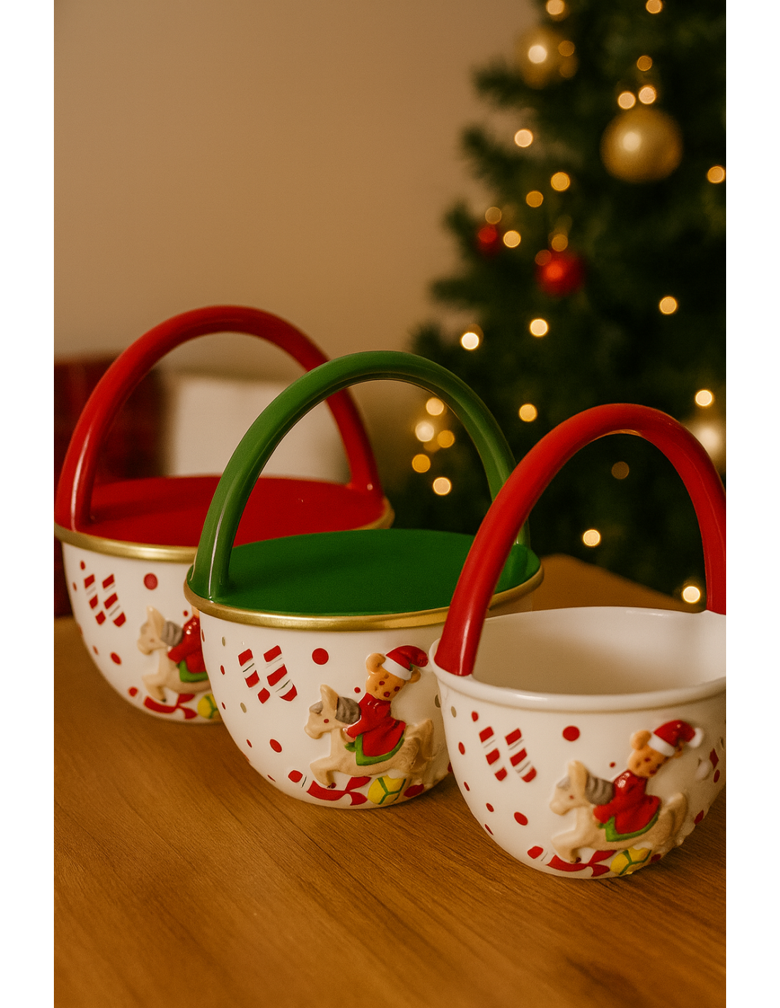 PORCELLANE: vendita online Barattolo Cesto di Natale in Ceramica 20cm, Decoro Cavalluccio Assortito, Contenitori, La magia di...