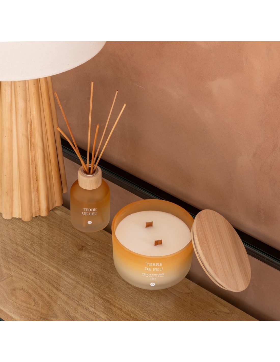 Candela profumata Wonderland Bouquet di Lila 420 g | shopincasa.it
