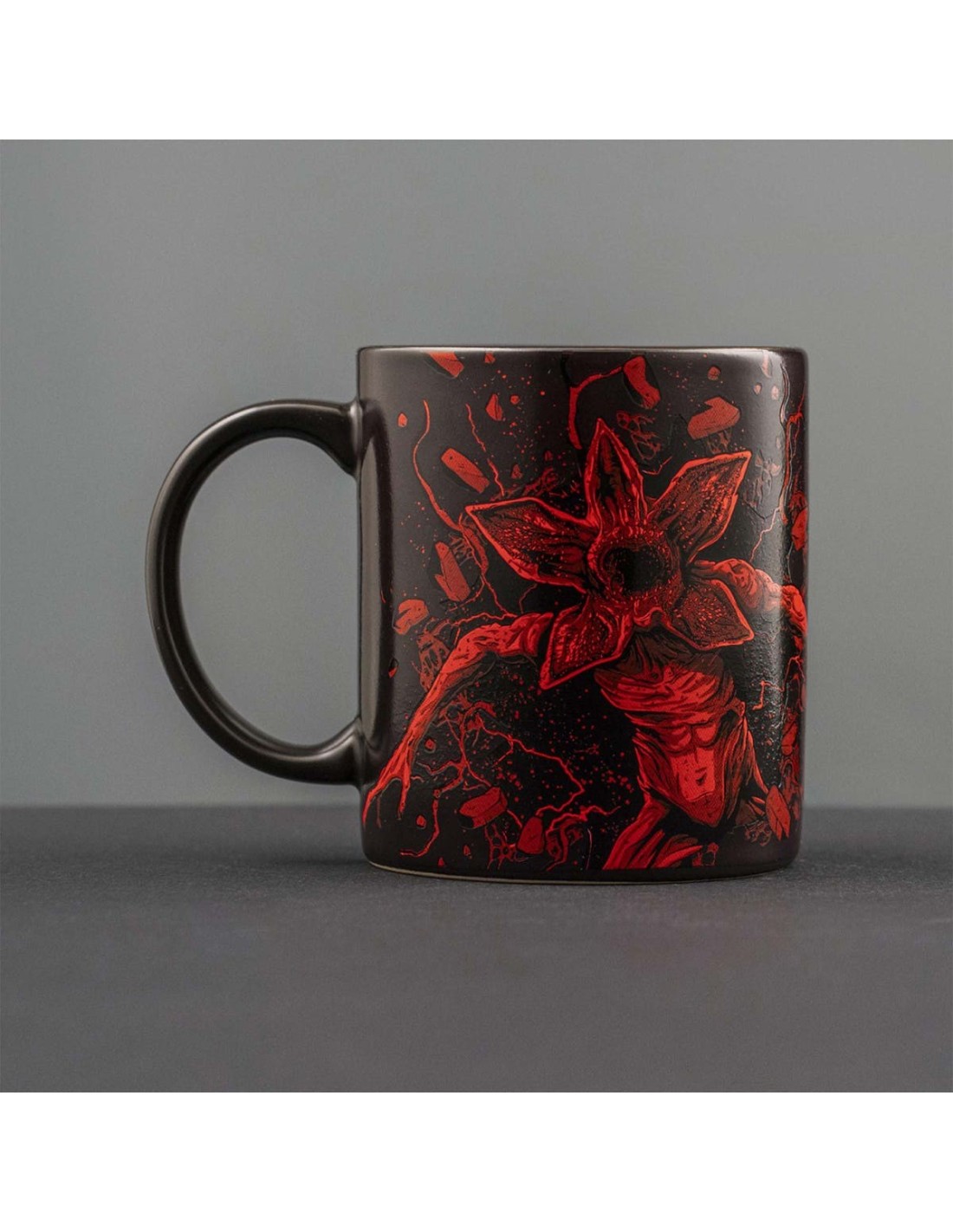 TAZZE CAFFE' E LATTE: vendita online Bialetti Stranger Things Mug Termo-Sensibile in Ceramica – Capsule Collection Ufficiale ...