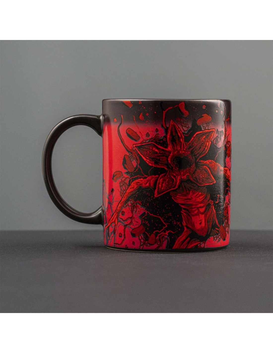 TAZZE CAFFE' E LATTE: vendita online Bialetti Stranger Things Mug Termo-Sensibile in Ceramica – Capsule Collection Ufficiale ...