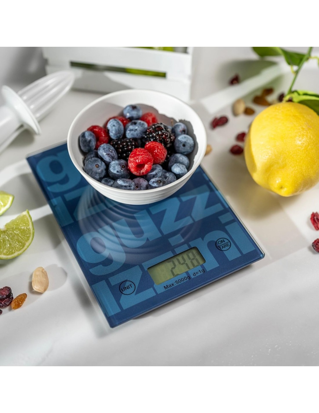 Guzzini Bilancia Digitale Label Blu in Vetro Temperato 5kg - Shopincasa.it