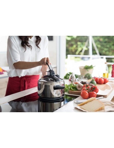 PENTOLE A PRESSIONE: vendita online PENTOLA A PRESSIONE MIA LAGOEASYUP 5LT D 22 CM in offerta